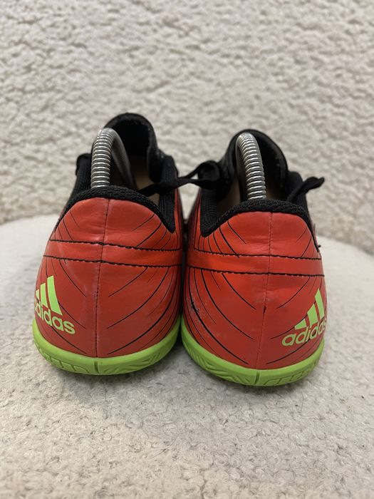 Футзалки сороконіжки кросівки Adidas Messi 38р