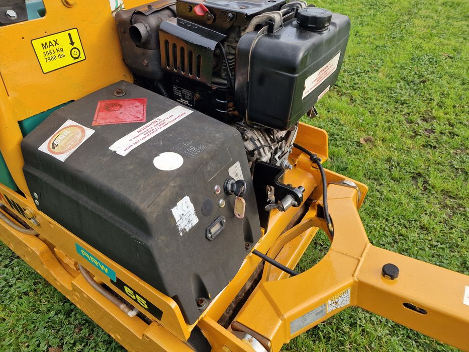 Cilindro compactador apeado