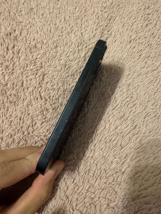 Iphone 13 mini stan barzo dobry