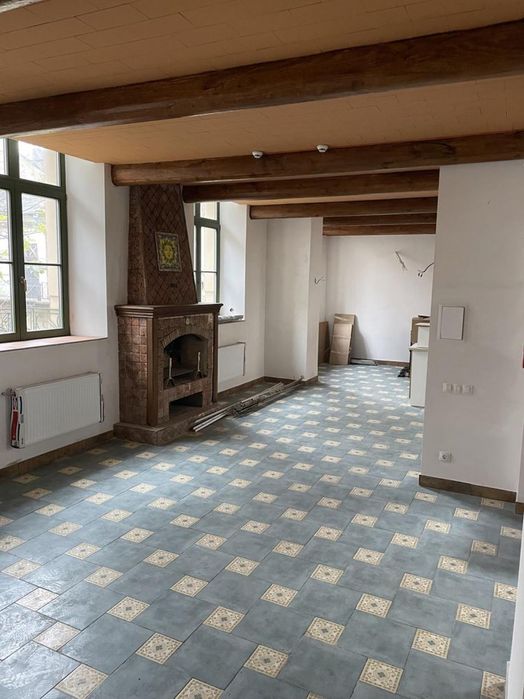 Фасадне комерційне приміщення на Ланжеронівській.