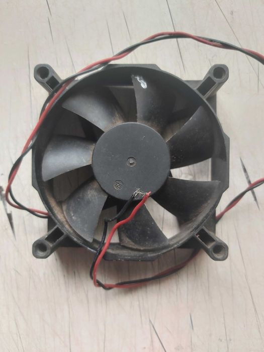 Вентиляторы охлаждения.