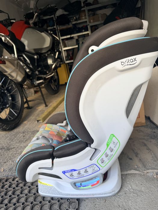Автокрісло Britax Boulevard ClickTight