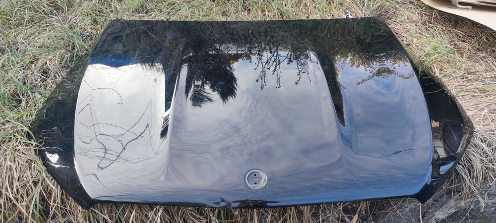 Капот mercedes gls незначний дефект