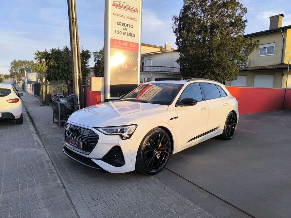 Audi e-tron 50 quattro S line