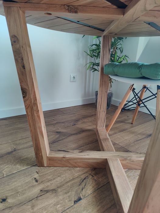 Mesa de jantar nova
