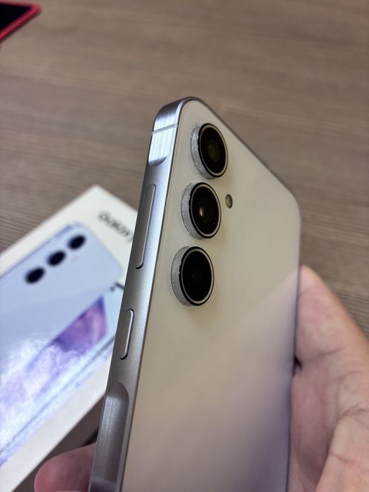 Samsung Galaxy A55 5G шикарний стан