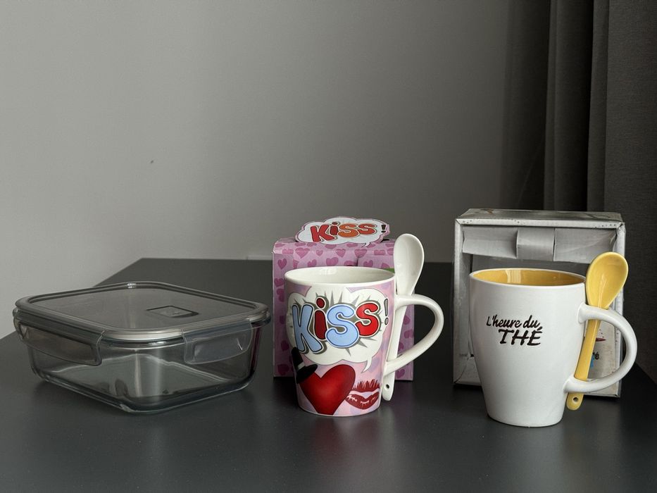 Новий скляний посуд, чашка, горнятко, контейнер