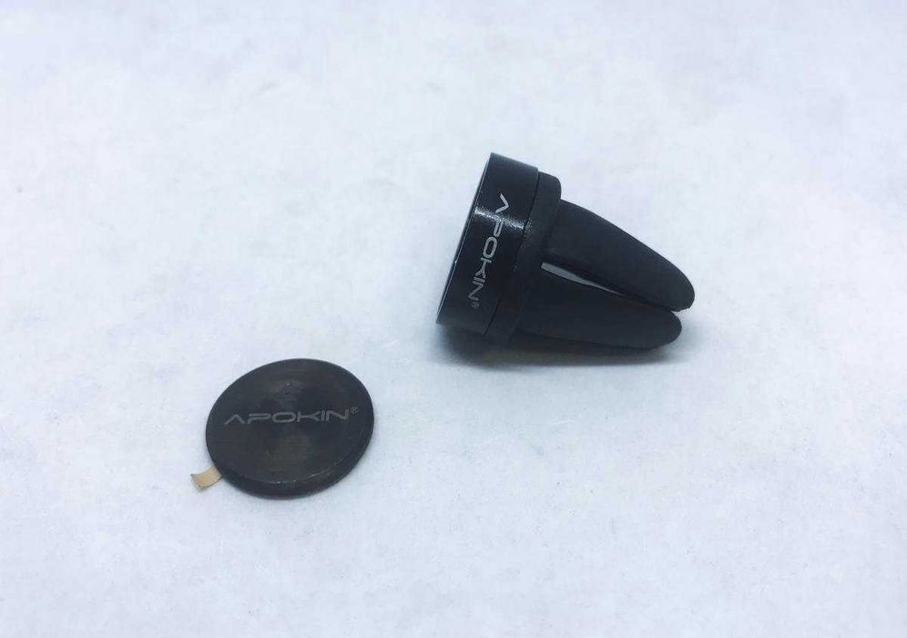 Suporte Magnético Universal de Telemóvel / Smartphone para carro - (Pequeno)