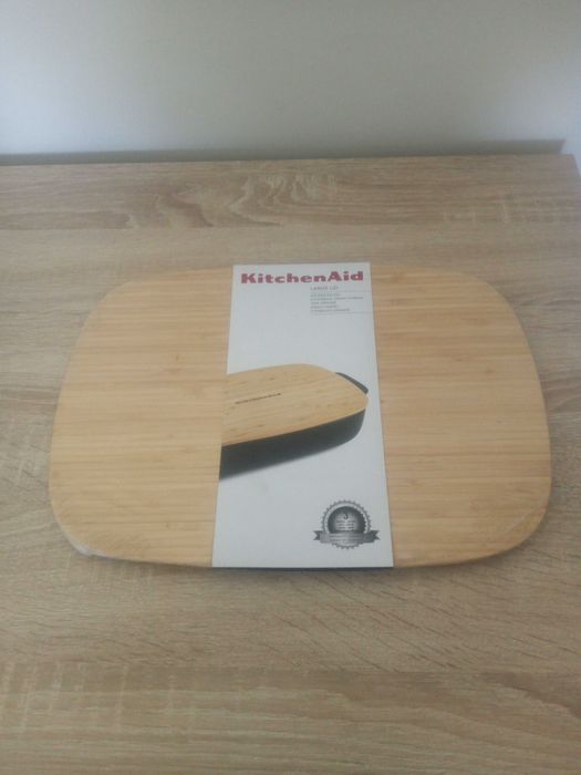 Kitchen aid large baker 39x23x7,5 cm Novo + Tampo de Bambu Selada