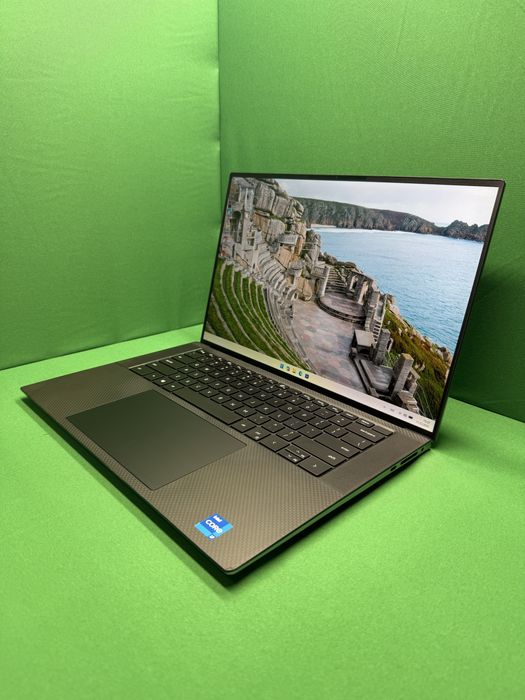 Dell Precision 5560 / i7-11850H / RTX A2000 / 16GB / 512GB SSD