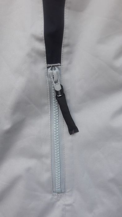 Куртка жіноча велика тепла демісезон розмір десь XL/XXL,спорт.куртка