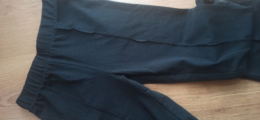 Spodnie czarne dzwony