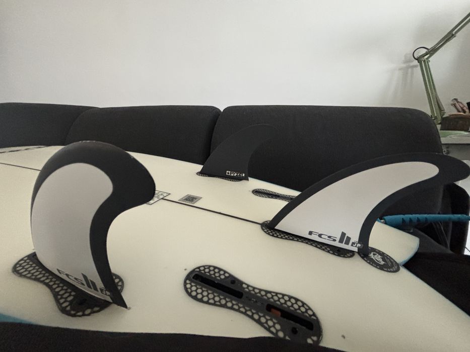 Prancha de surf Pyzel astro pop 5’6” 27.80L