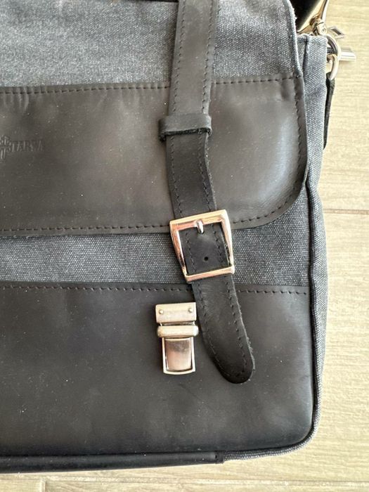 Кожаный портфель сумка барсетка  коричневый Guess серый мужской кожа