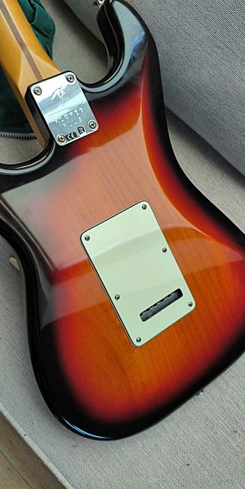 Fender Stratocaster Player Plus SSS 3TS