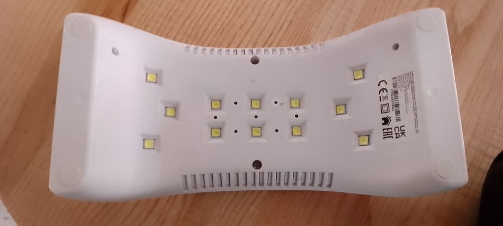 Sprzedam lampę LED do paznokci