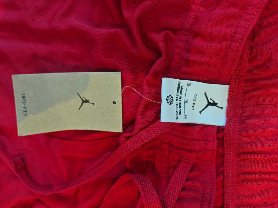 Spodenki Jordan XL, czerwone,orginał, nowe