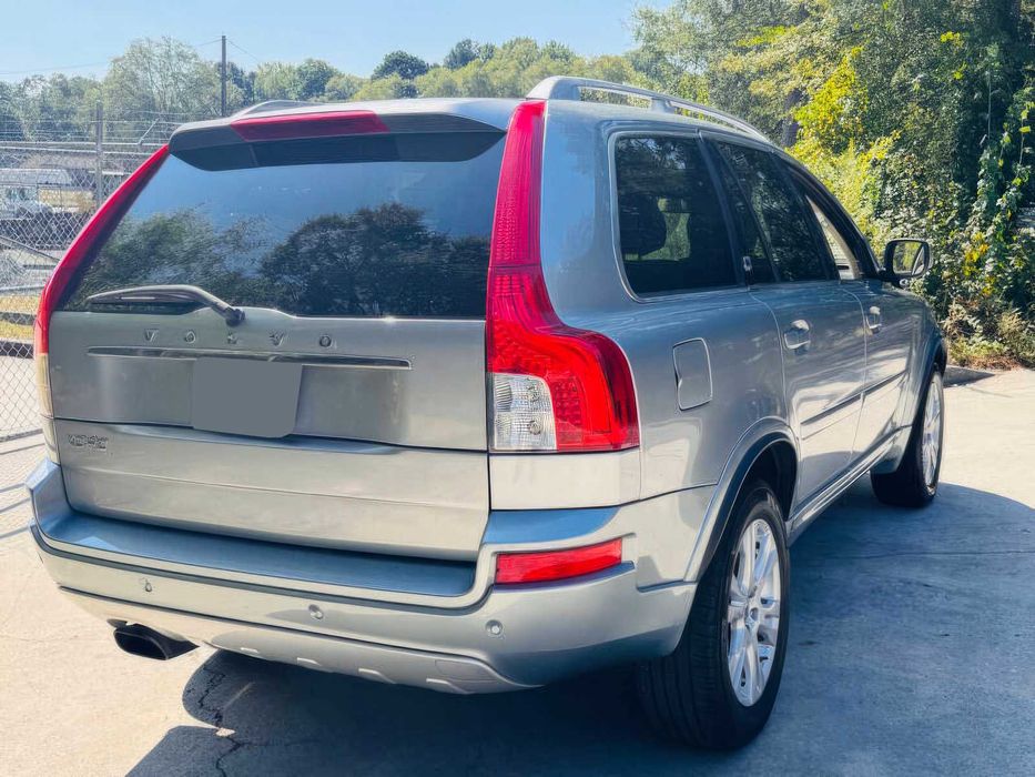 Volvo XC90      2014