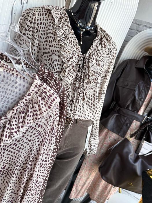 Miho’s bluzka boho falbanki nowa kolekcja rozmiar uniwersalny