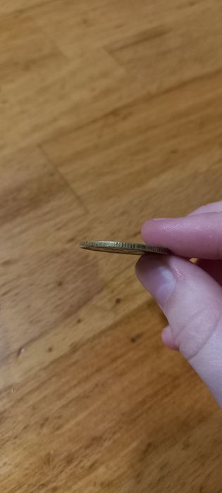 Монета 1992 (трапеція і гурт 8 прорізів )  у подарунок 4 монети 1992р.