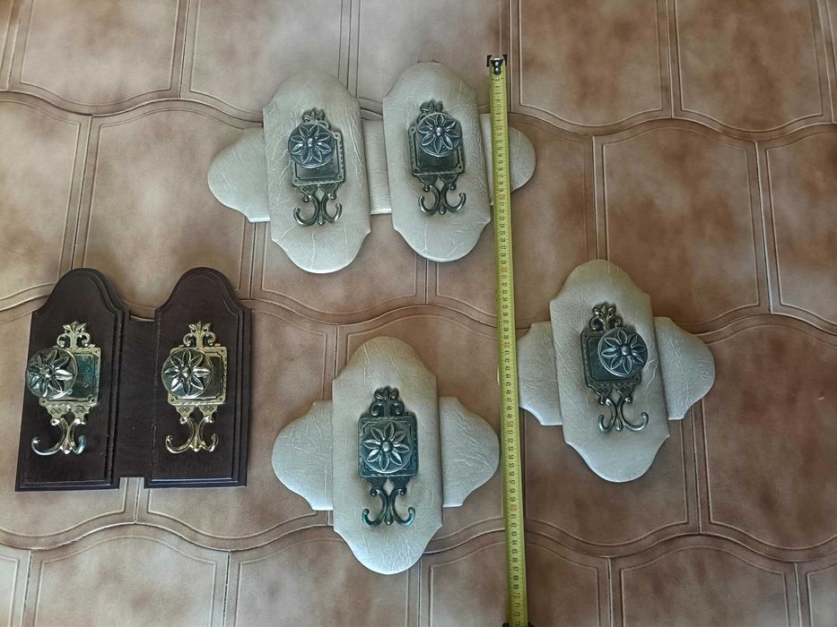 4 suportes retro para pendurar roupa