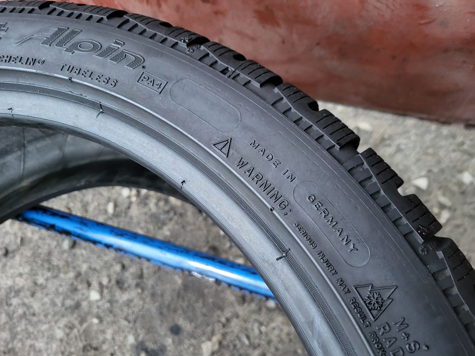 225/40/18 R18 Michelin Pilot Alpin A4 4шт ціна за 1шт зима шини