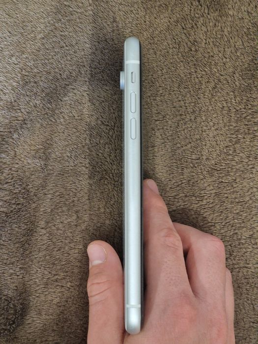 iPhone XR Biały 64GB