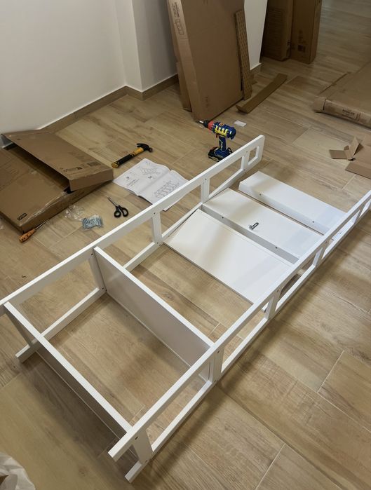 Montagem  De Móveis - IKEA - Lisboa