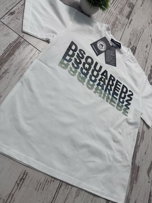 t-shirt dsquared2