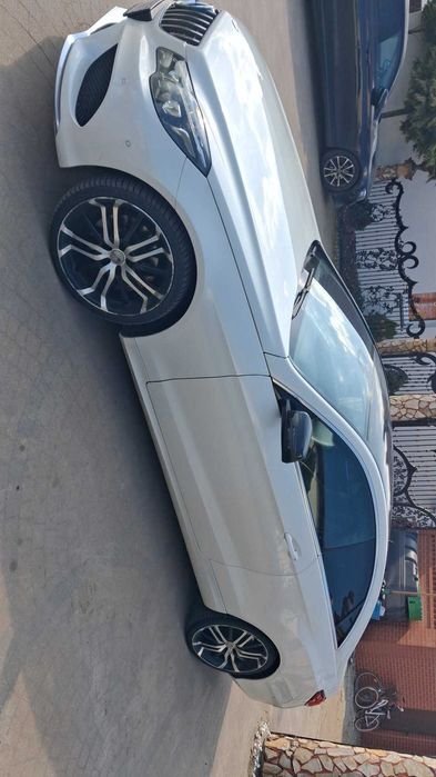 Samochód mercedes benz