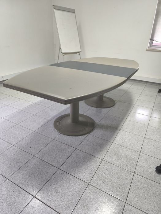 Mesa reunião como nova