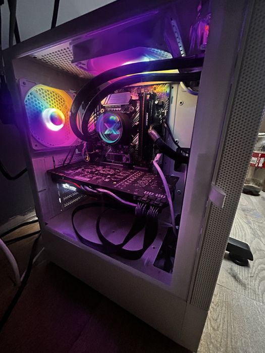 Zestaw do grania | komputer monitory