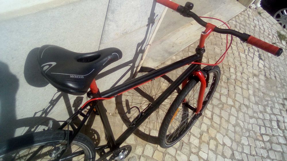 bicicleta roda 26" single speed     pneus novos
