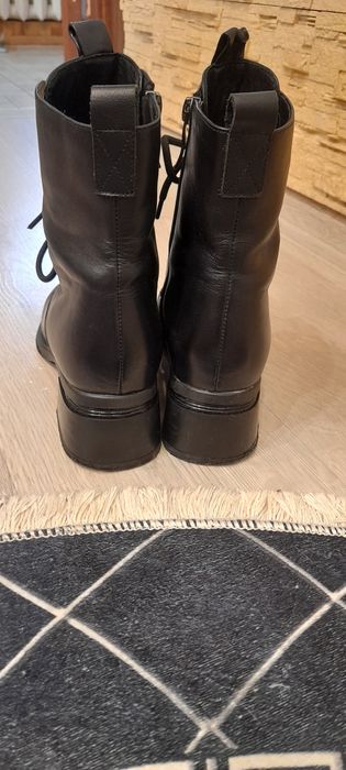 Кожаные ботиночки на девушку 38 размер Турция