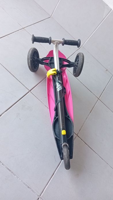 Trotineta de menina