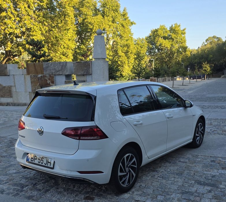 VW e-Golf sportline