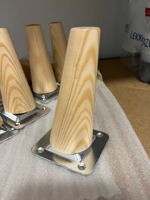 Drewniane nogi meblowe