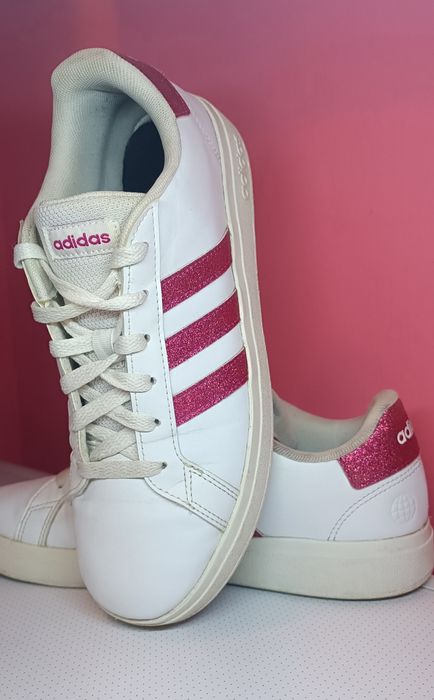 Кросівки Adidas оригінал р. 38