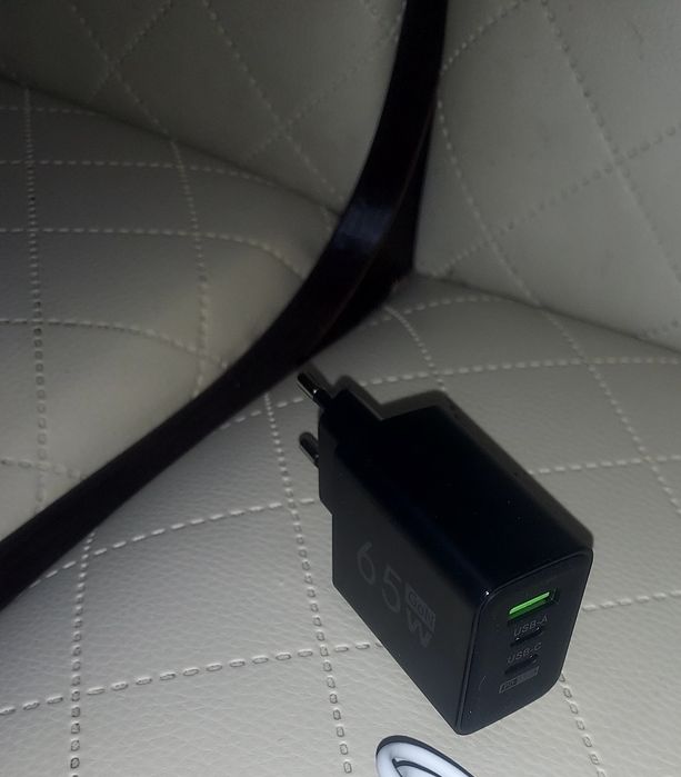 Nowa kostka, adapter, ładowarka  65W