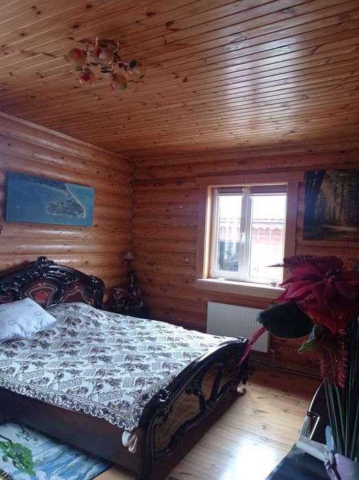 Продам НОВИЙ будинок на березі річки. Селище Сосниця.