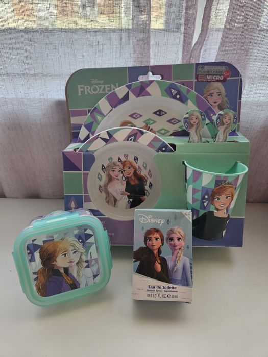 Conjunto Frozen composto por 7 peças