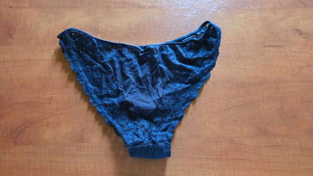Nowe bez metki granatowe majtki damskie figi H&M 36 S