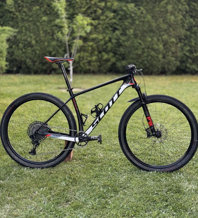 Scott scale 930 2019, rozmiar L,carbon
