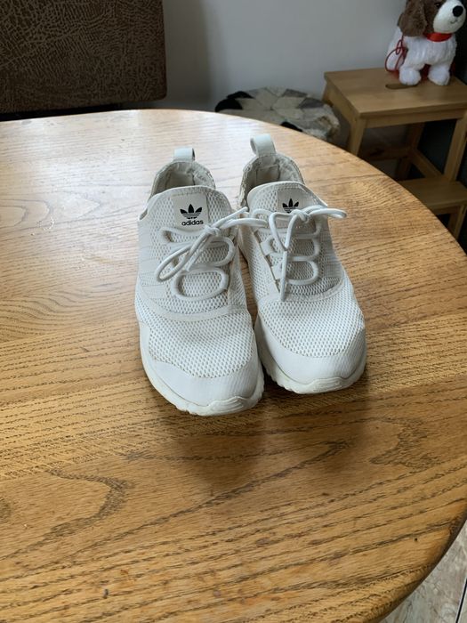 Кросівки фірмові adidas