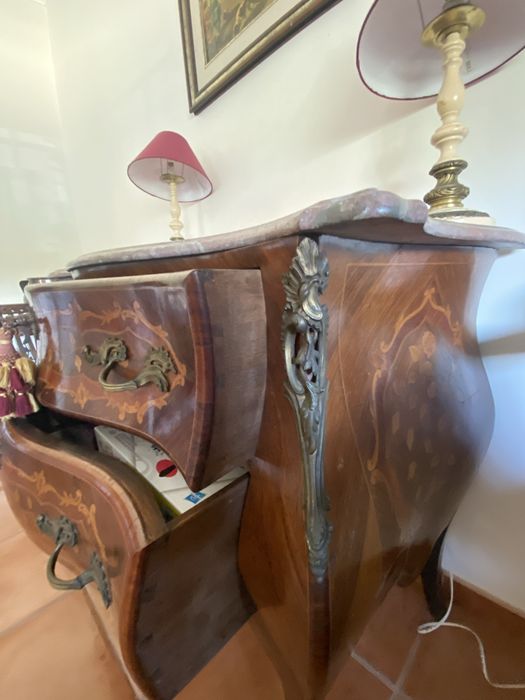 Móvel Antigo ÓTIMO PARA RESTAURAR + Candeeiros