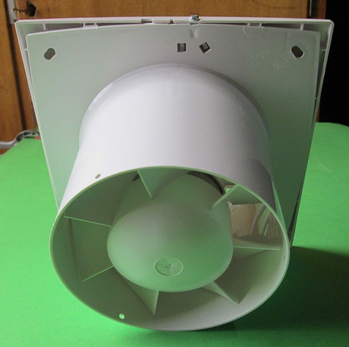 Extractor de banho Equation Q2 120mm (novo)