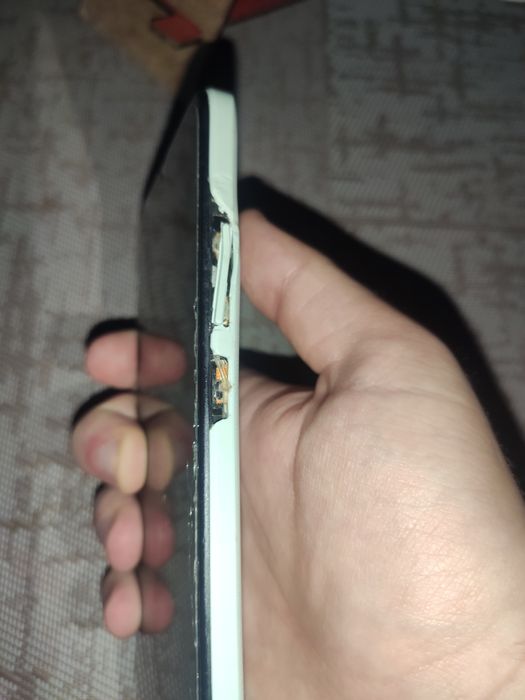 Продам Redmi A2 рабочий с дефектами