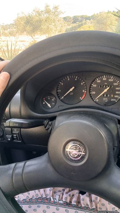 Opel corsa B 1998 foto 2
