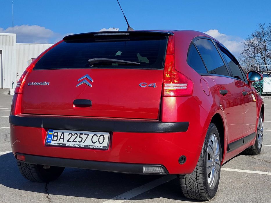 Ситроен С4 -Красный Бензин -Газ Механика