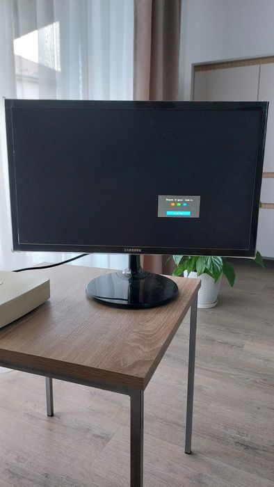 Монітор 22 Samsung s22f350FHI